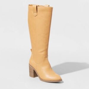 NWT Universal Thread Davina Heeled Riding Boots - Tan